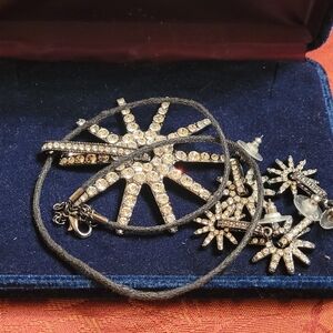 Elegant Gold and Silver Starburst Necklace and Earring Set